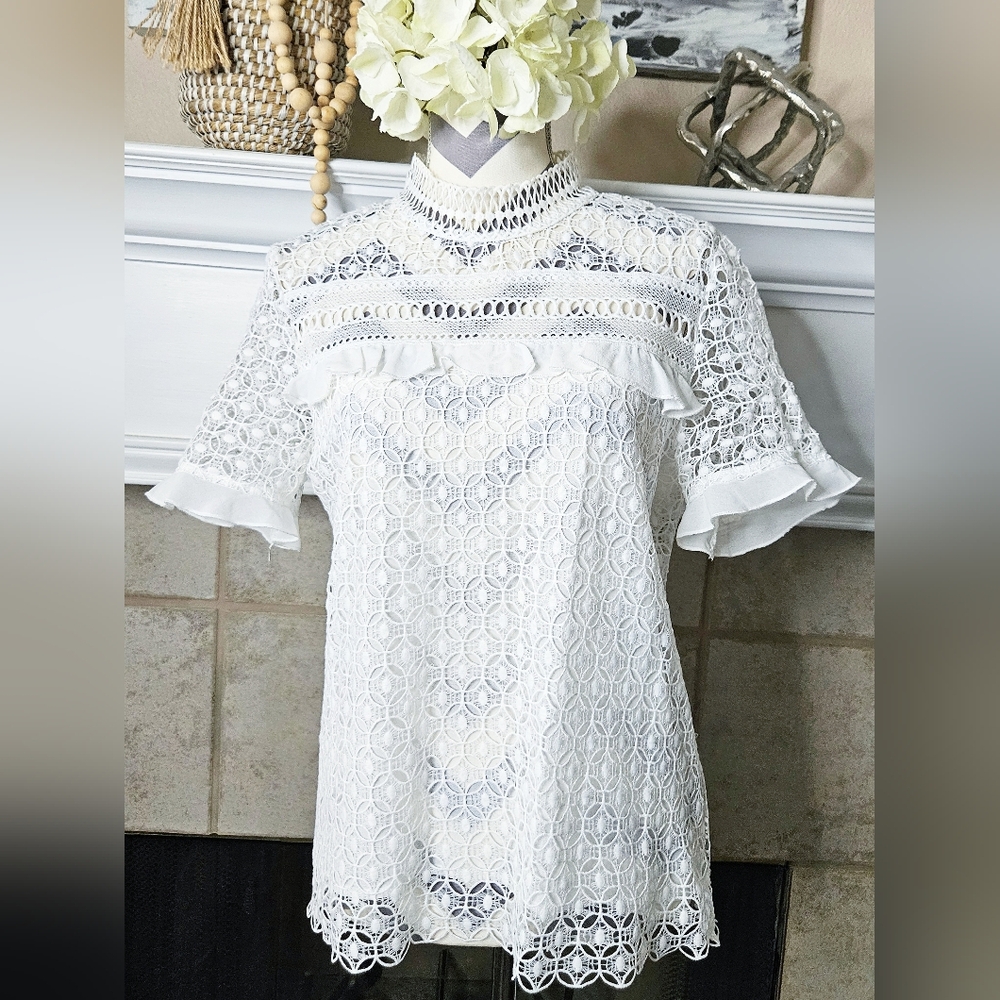 Alythea White Embroidered Top Large